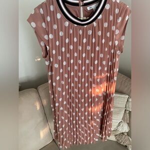 DR2 pleated dress white dots